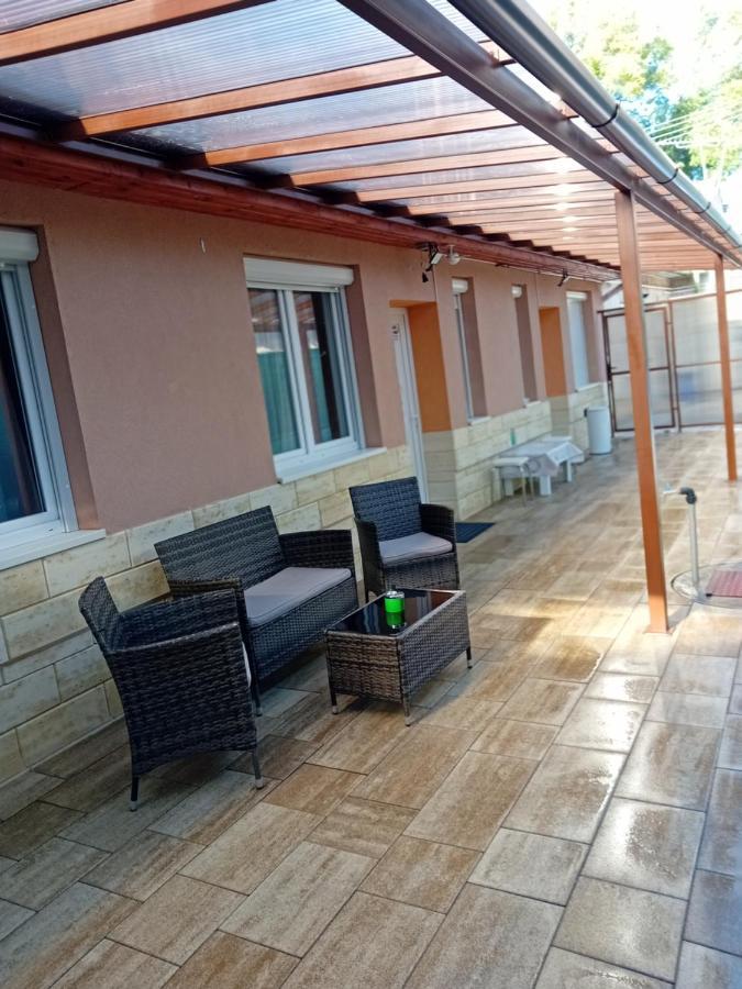 Hangjegy Apartman Debrecen Esterno foto