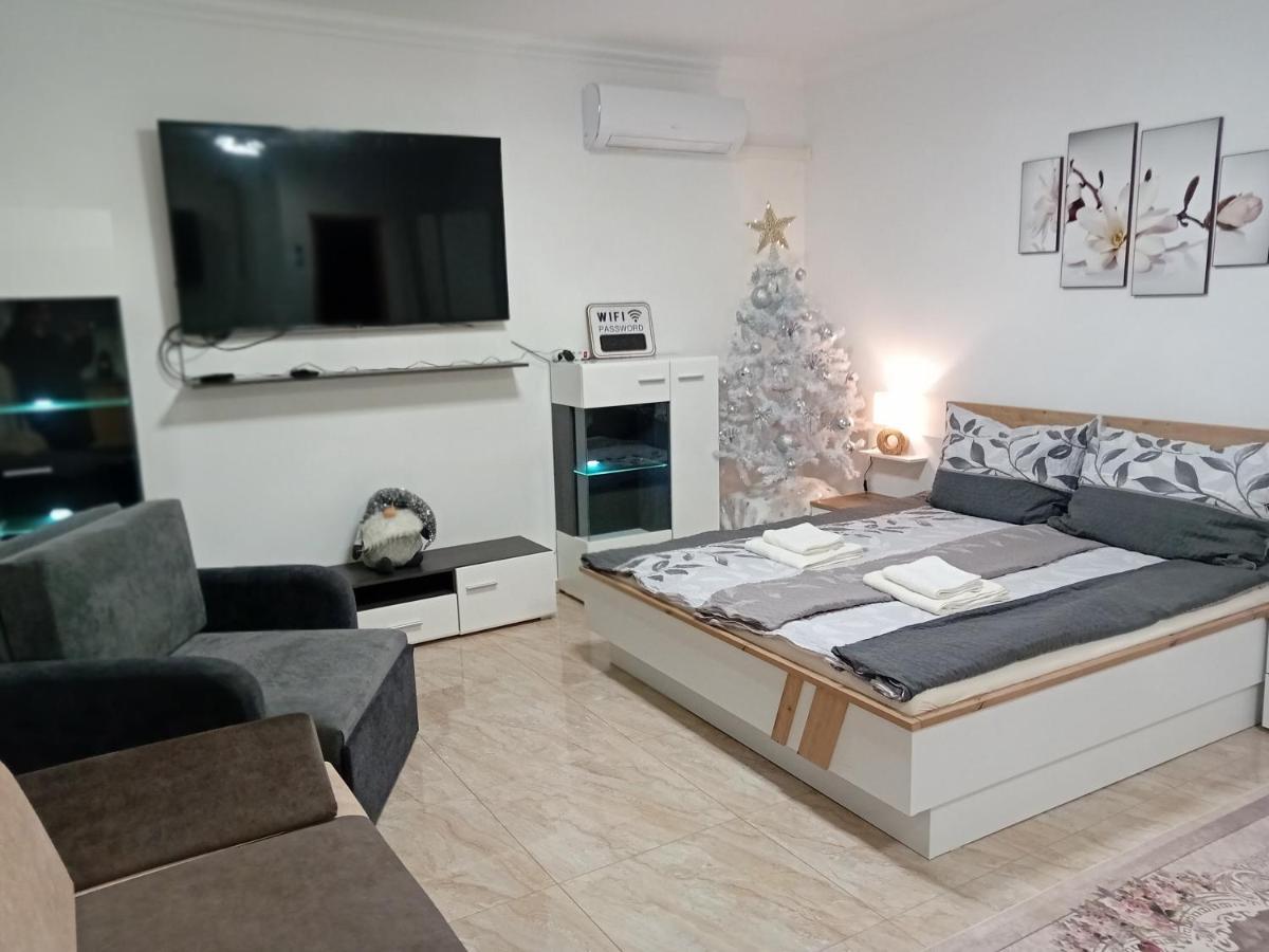Hangjegy Apartman Debrecen Esterno foto